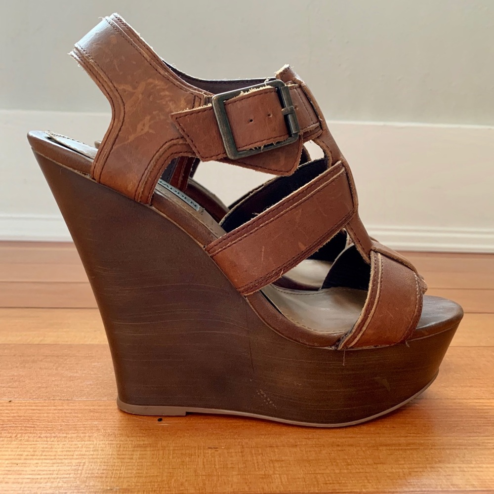 Steve Madden Wanting Wedge Womens Size 8
